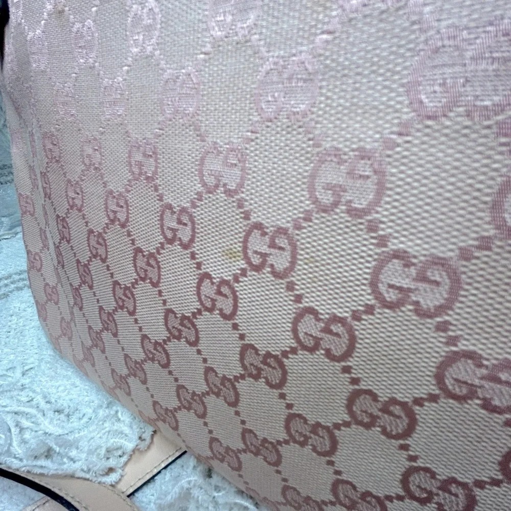 💎 Gucci GG Canvas Flat Messenger Crossbody • Baby Pink 💎 - Picture 6 of 13